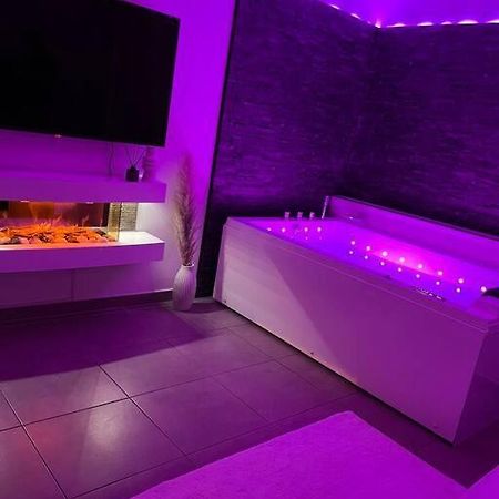 La Suite คาสเตลนู-เลอ-เลซ์ ภายนอก รูปภาพ